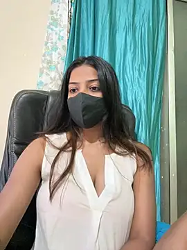 Snapshot of CRAZY__BITE chatting on February 17, 3:29 pm CRAZY BITE online show from February 17, 3:29 pm