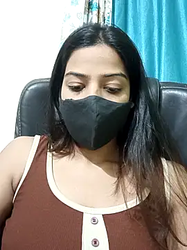 Snapshot of CRAZY__BITE chatting on February 18, 5:53 pm CRAZY BITE online show from February 18, 5:53 pm