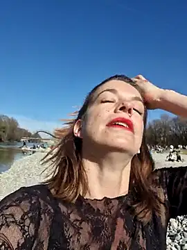 Snapshot of Rosemarie_Blu chatting on March 9, 1:37 pm Rosemarie Blu online show from March 9, 1:37 pm