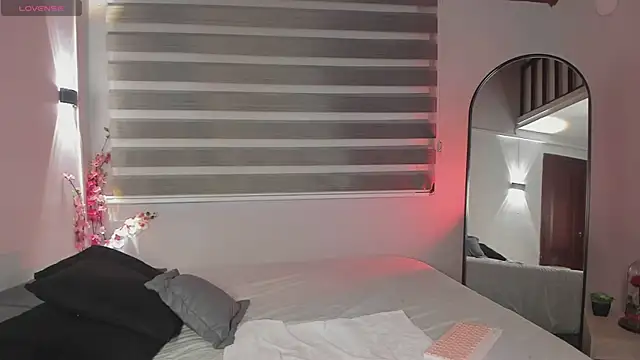 sweet obsession   online show from October 11, 8:07 pm