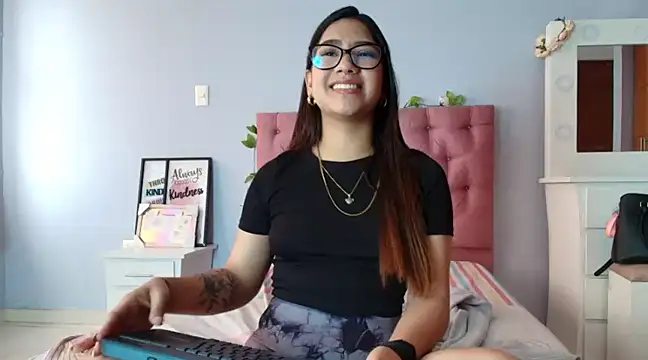 yousweet-Scarett online show from March 8, 3:24 pm