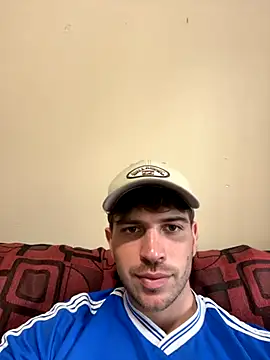 Snapshot of shuki0101 chatting on November 2, 9:39 pm shuki0101 online show from November 2, 9:39 pm