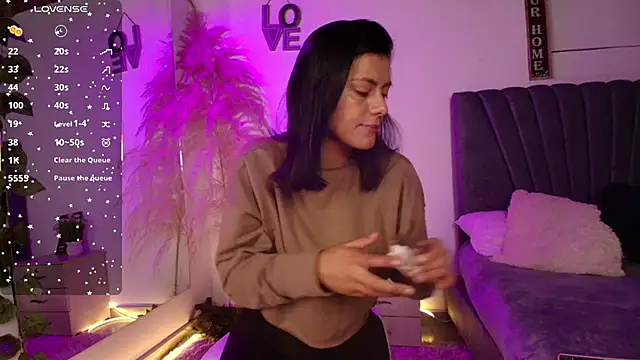 miaoconell online show from April 13, 11:48 am