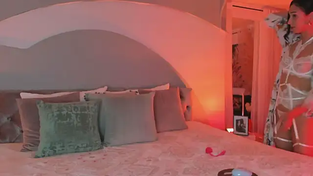 Snapshot of Elizabeth_clark_ chatting on October 24, 8:05 pm Elizabeth clark online show from October 24, 8:05 pm