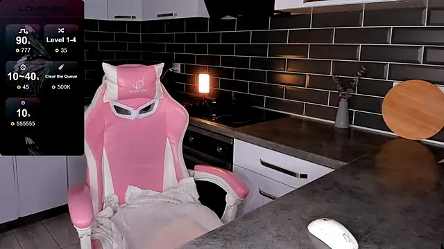 ShaiyaMinn3 online show from December 19, 5:42 pm