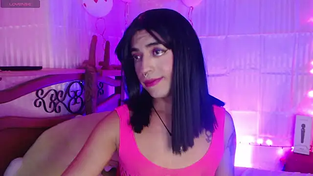 Snapshot of Nikol_Twink chatting on February 20, 1:46 am Nikol Twink online show from February 20, 1:46 am