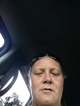 wetnwildforyou online show from October 16, 10:44 pm