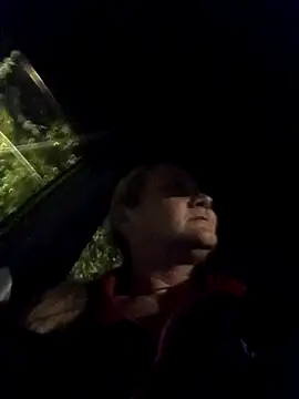 wetnwildforyou online show from November 13, 5:50 am