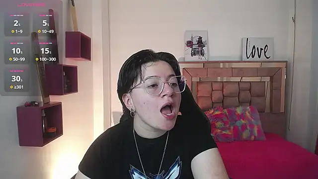 Snapshot of safyka chatting on November 19, 2:00 am safyka online show from November 19, 2:00 am