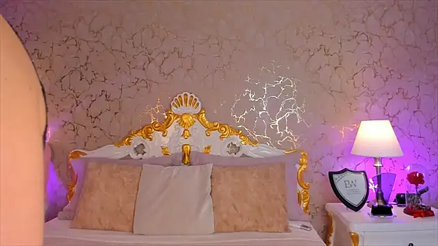 ScarlettWallace online show from October 10, 5:56 pm