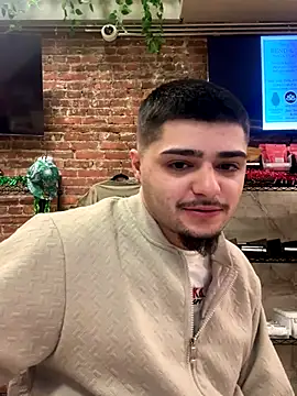 papiVilla23 online show from December 14, 1:11 am