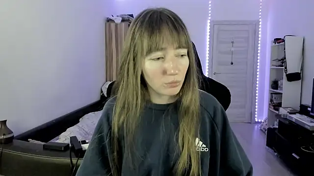 bekkawell online show from December 21, 6:04 pm