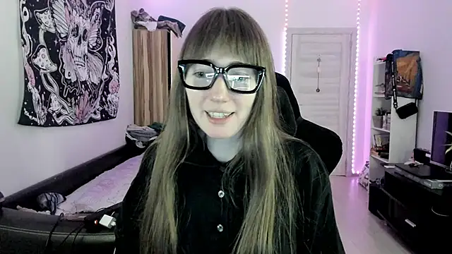 bekkawell online show from February 11, 3:50 pm