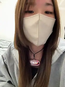 Snapshot of daiyo_kai_Gutara chatting on February 1, 2:04 pm daiyo kai Gutara online show from February 1, 2:04 pm