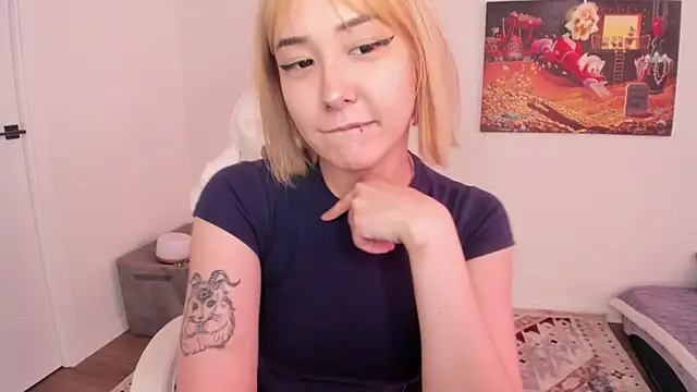 Snapshot of ka00ru_chan chatting on June 15, 1:13 pm ka00ru chan online show from June 15, 1:13 pm