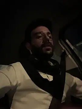 YJeromZCoxk online show from March 12, 5:17 pm