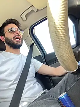 YJeromZCoxk online show from March 14, 11:34 am