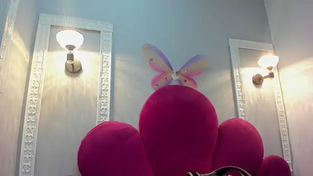 Bonniie 22 online show from November 8, 1:22 pm