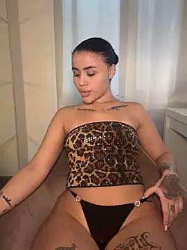milabigassxoxo online show from November 18, 2:54 pm
