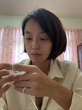 ladypaggy online show from October 31, 6:25 am