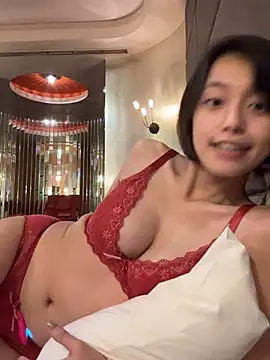 ladypaggy online show from March 21, 6:18 am