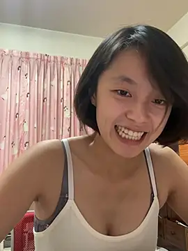 Snapshot of ladypaggy chatting on April 17, 5:49 pm ladypaggy online show from April 17, 5:49 pm