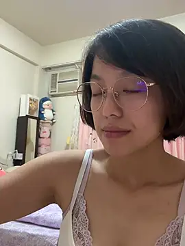 Snapshot of ladypaggy chatting on May 13, 3:31 pm ladypaggy online show from May 13, 3:31 pm