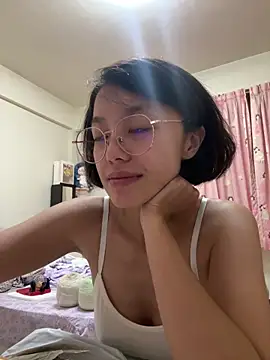 Snapshot of ladypaggy chatting on May 21, 6:26 pm ladypaggy online show from May 21, 6:26 pm