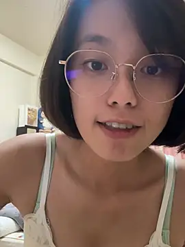 Snapshot of ladypaggy chatting on July 13, 2:42 pm ladypaggy online show from July 13, 2:42 pm