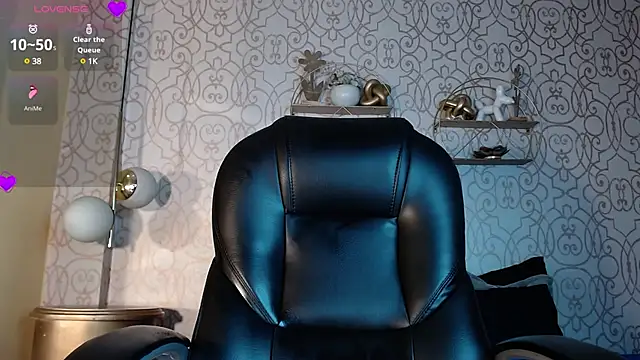Snapshot of Oriana_gh chatting on March 21, 9:45 am Oriana gh online show from March 21, 9:45 am