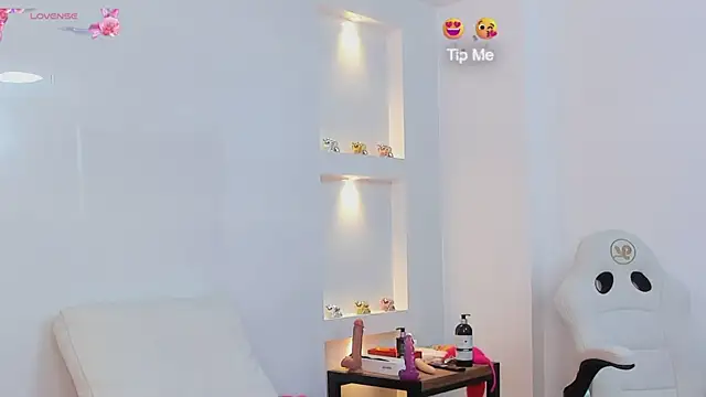 naomi spark3 online show from March 18, 1:21 am