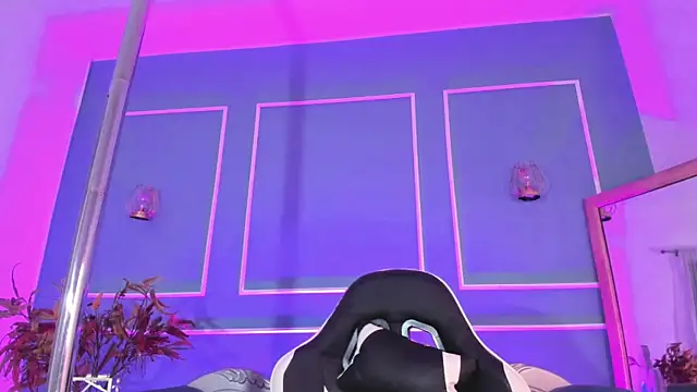 TaraTaylorr online show from October 24, 2:41 am