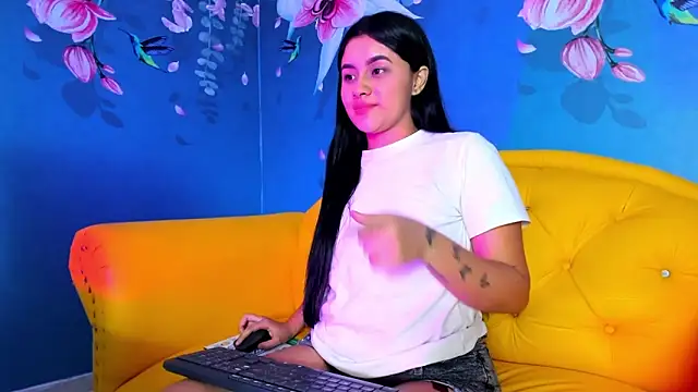 kissy 19 online show from March 2, 5:12 am