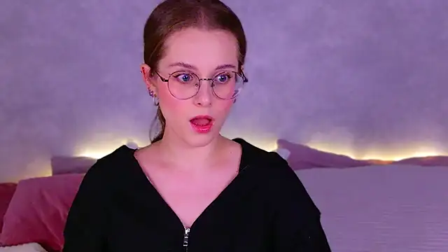 RileyMimicho online show from November 14, 9:02 pm