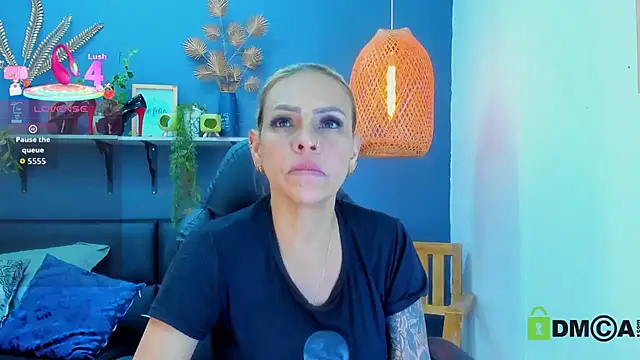 yessila parker online show from May 31, 8:43 am