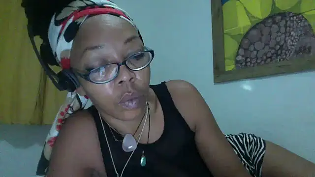 Ladyzee25 online show from September 23, 1:30 am