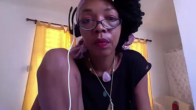 Ladyzee25 online show from September 28, 2:55 pm