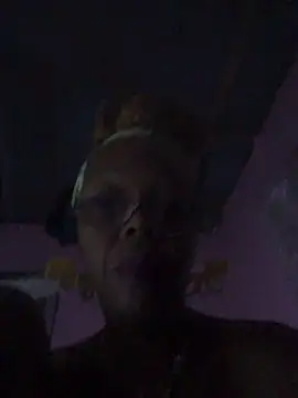 Ladyzee25 online show from November 17, 8:20 am