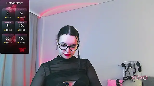 Miss Vic online show from March 25, 7:53 pm