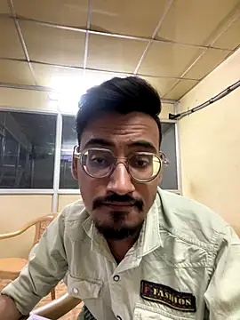 hypersexdriveboi online show from December 17, 3:29 pm