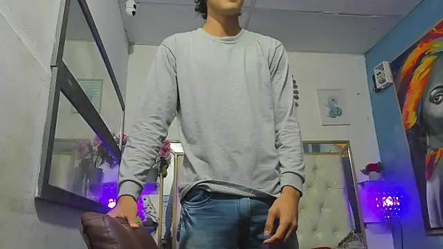 heiker  online show from March 21, 5:43 am