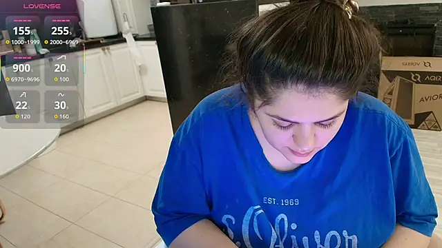 Layla- online show from February 5, 11:26 am