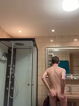 xy monkeyBigCock online show from March 17, 11:54 pm