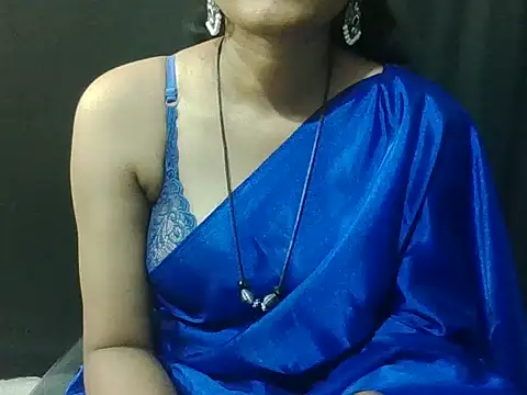 Snapshot of sugandha_bhabhi chatting on September 17, 4:41 pm sugandha bhabhi online show from September 17, 4:41 pm