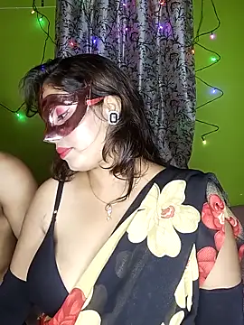 Exotic couple 38 online show from October 31, 7:15 pm