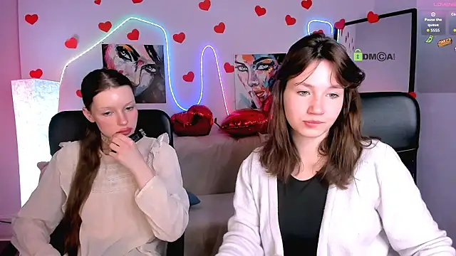 Snapshot of helli_belli chatting on February 14, 8:16 pm helli belli online show from February 14, 8:16 pm