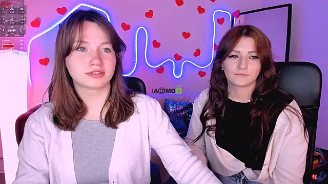 Snapshot of helli_belli chatting on February 22, 8:18 pm helli belli online show from February 22, 8:18 pm