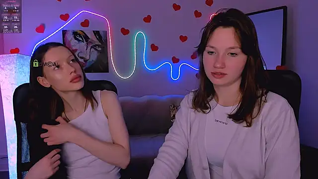 Snapshot of helli_belli chatting on February 25, 12:20 am helli belli online show from February 25, 12:20 am