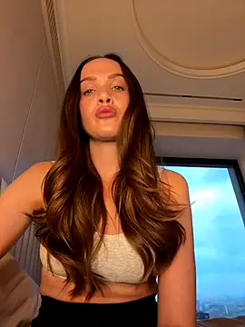 Snapshot of Beverly_Hilll chatting on October 27, 1:26 pm Beverly Hilll online show from October 27, 1:26 pm