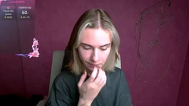 Fiona Night online show from October 13, 5:07 am